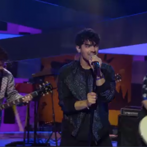 Nickelodeon estreia série original com participação do trio Jonas Brothers hoje