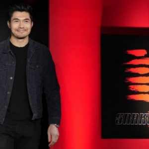 Paramount anuncia Henry Golding e Larry Hama em painel exclusivo de ‘G.I. Joe Origens: Snake Eyes’ na CCXP Worlds