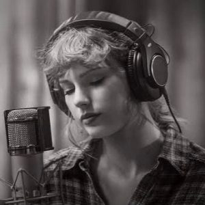 Disney+ anuncia performance especial do álbum “Folklore”, de Taylor Swift