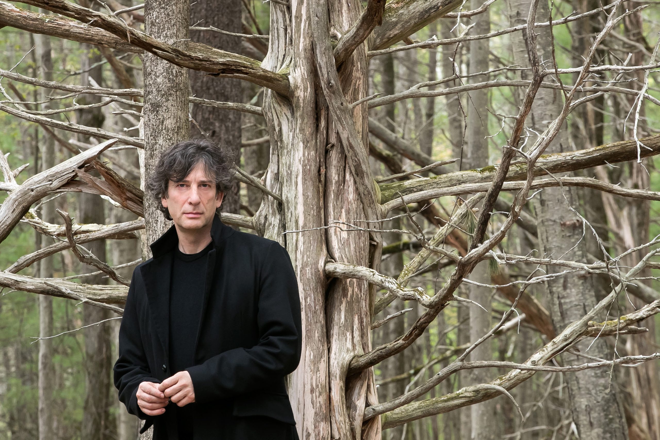 Neil Gaiman em dose dupla: Autor participa da CCXP Worlds e live promovida pela FSB e Intrínseca