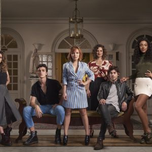 Netflix divulga primeira foto do elenco de Lulli estrelado por Larissa Manoela