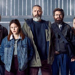 REVIEW: Loucos por Justiça