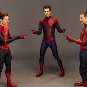 Andrew Garfield sobre recriação do meme do ‘Homem-Aranha’: ‘Tentando não olhar para as virilhas um do outro’