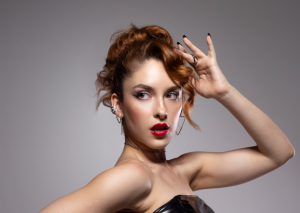 Em celebração aos 40 anos do canal, Gabriella Di Grecco conta como foi trabalhar na Disney Channel