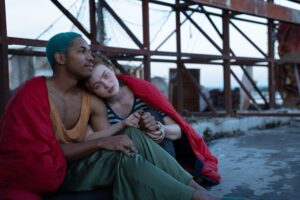 O’Dessa: Disney+ anuncia data de musical com atriz de Stranger Things. Foto: Reprodução Disney+.