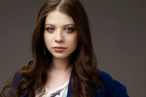 A mãe da atriz Michelle Trachtenberg a encontrou em seu apartamento em Manhattan por volta das 8h da manhã sem vida.