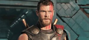 Chris Hemsworth está em Londres para gravar Avengers: Doomsday