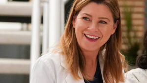 Ellen Pompeo, conhecida por interpretar Meredith Grey em Grey's Anatomy, revelou detalhes sobre sua luta por igualdade salarial na série.