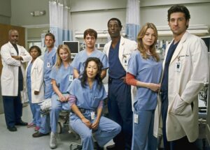 Shonda Rhimes abre o jogo sobre o futuro de Grey’s Anatomy e revela se pretende escrever o episódio final da série.