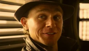 Monstros: tudo sobre a 3ª temporada da série da Netflix inspirada no serial killer Ed Gein