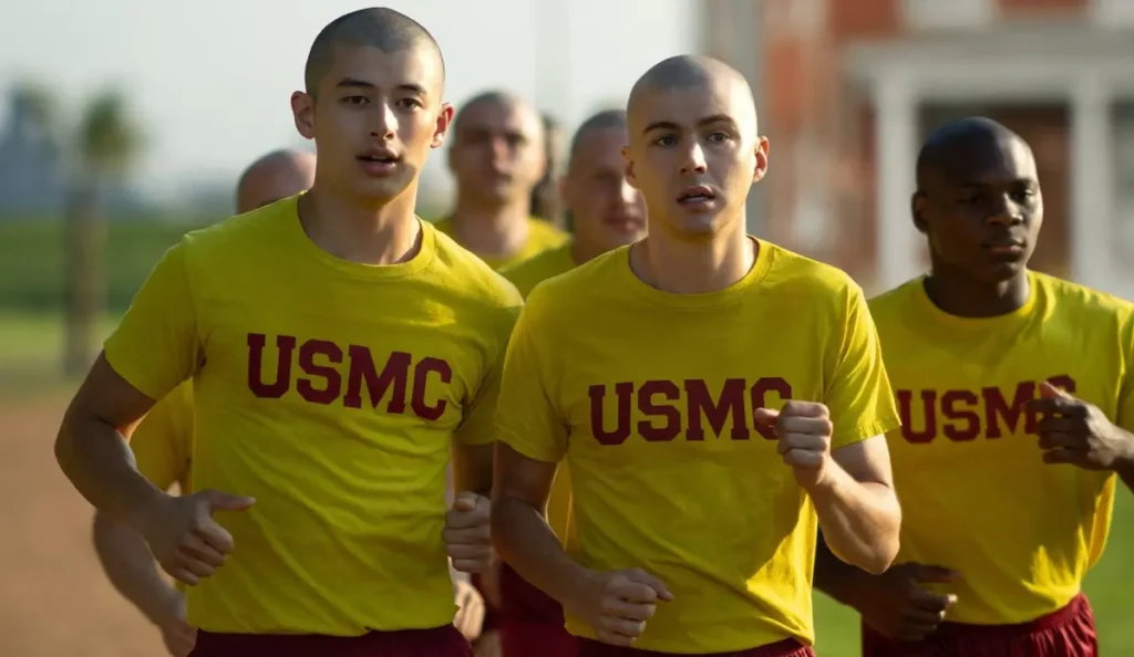 Cameron Cope durante o treinamento militar em Boots