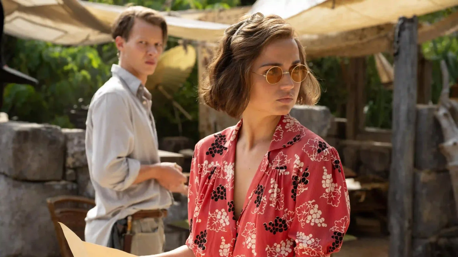 Éden é baseado em fatos reais? A história verídica que inspirou o novo filme do Prime Video Imagem do filme Éden, com Jude Law e Ana de Armas