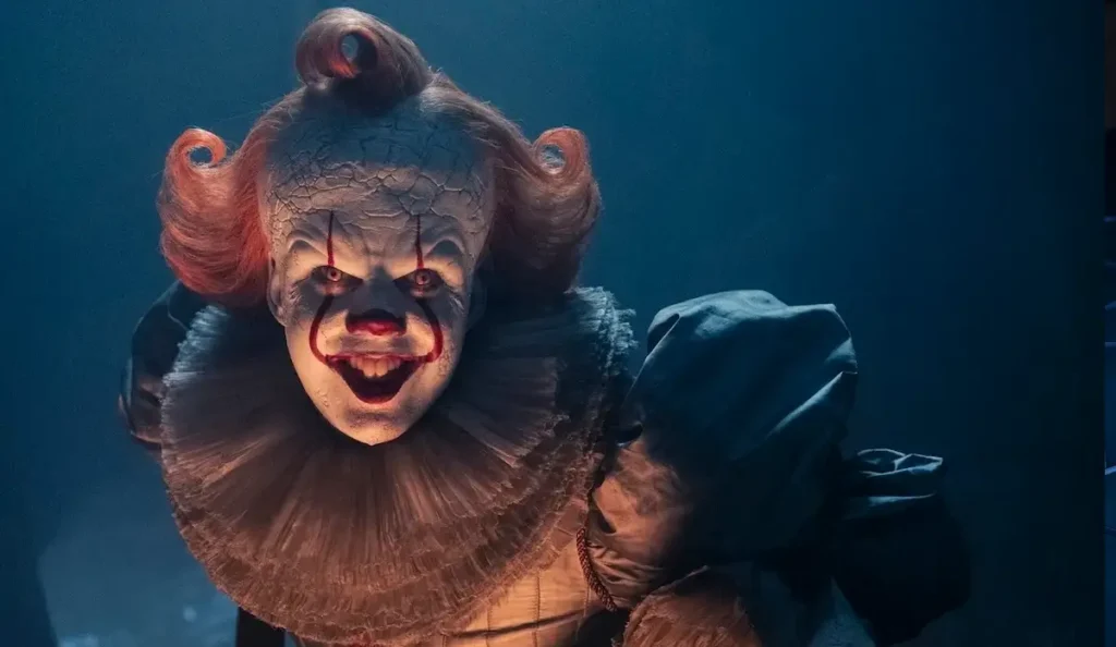 IT: Bem-Vindos à Derry: o horário de exibição do primeiro episódio na HBO Max Bill Skarsgård como Pennywise na série IT: Bem-Vindos à Derry