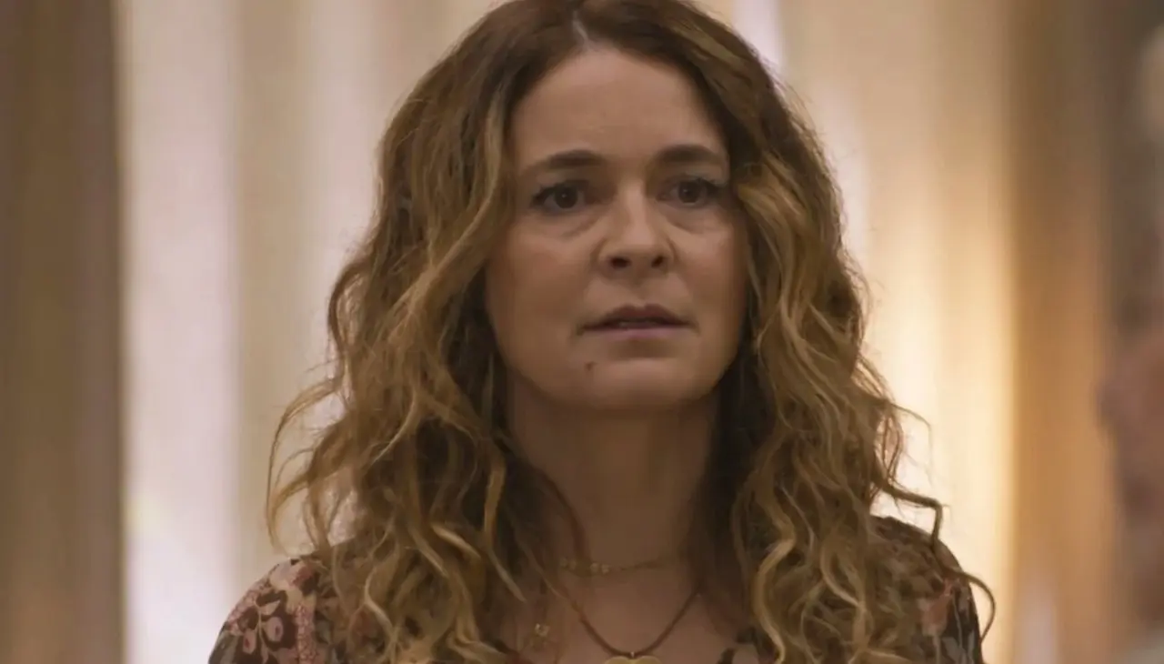 Dona de Mim resumo (25/11): crise de Nina leva Filipa ao limite e provoca embate com Jaques