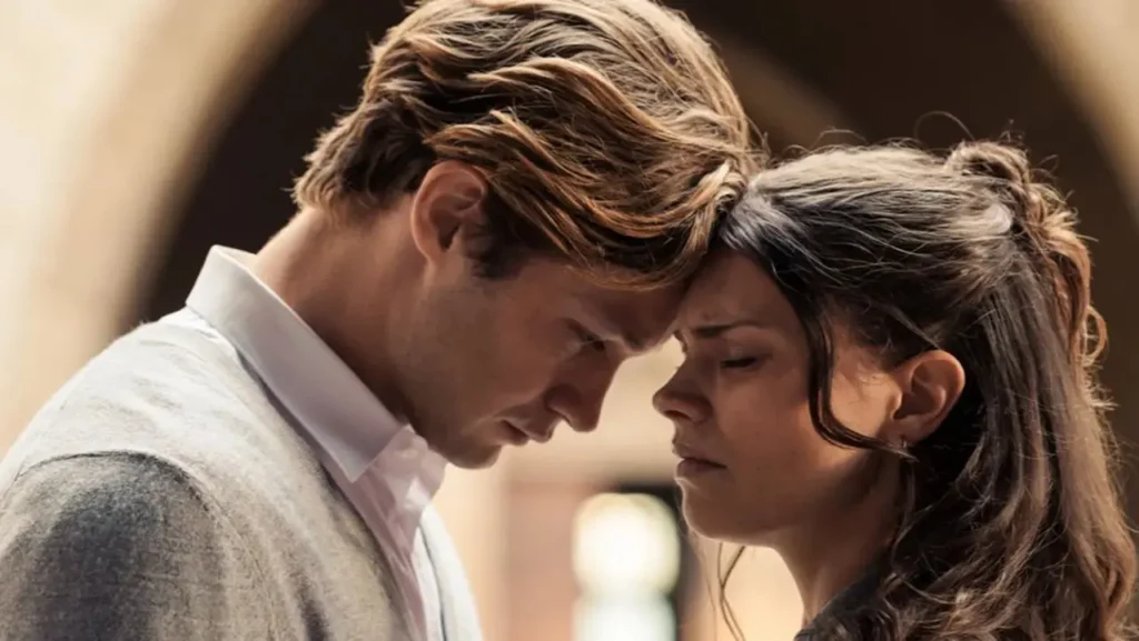 Maxton Hall altera eventos decisivos de Save You; entenda o que muda em relação ao livro Imagem da série Maxton Hall – O Mundo Entre Nós