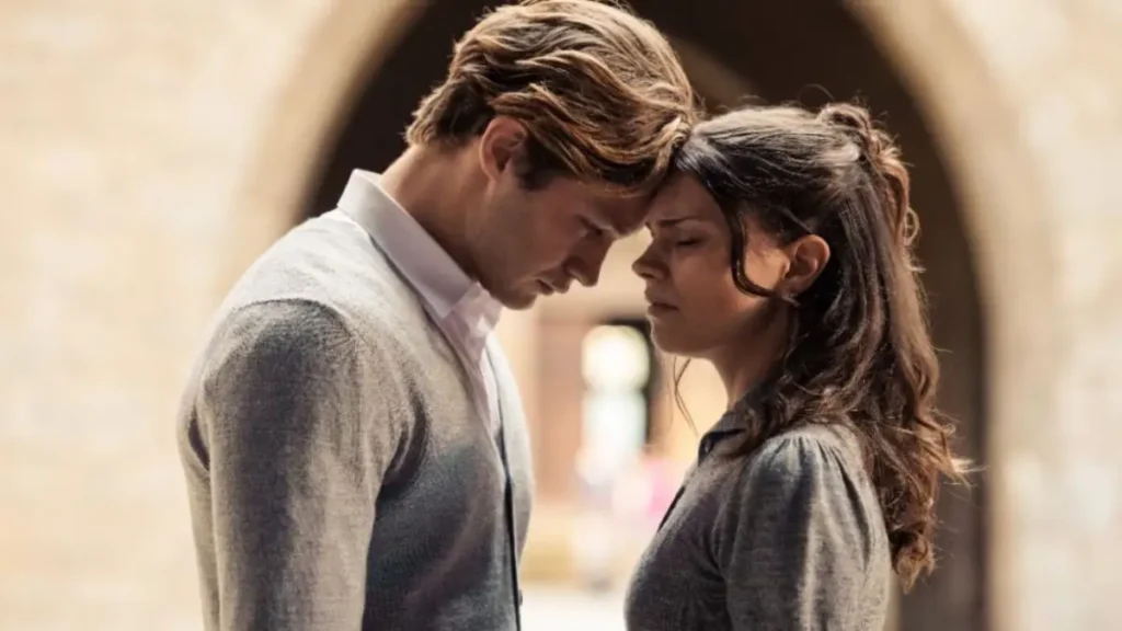 Imagem com os protagonistas da série Maxton Hall – O Mundo Entre Nós, do Prime Video