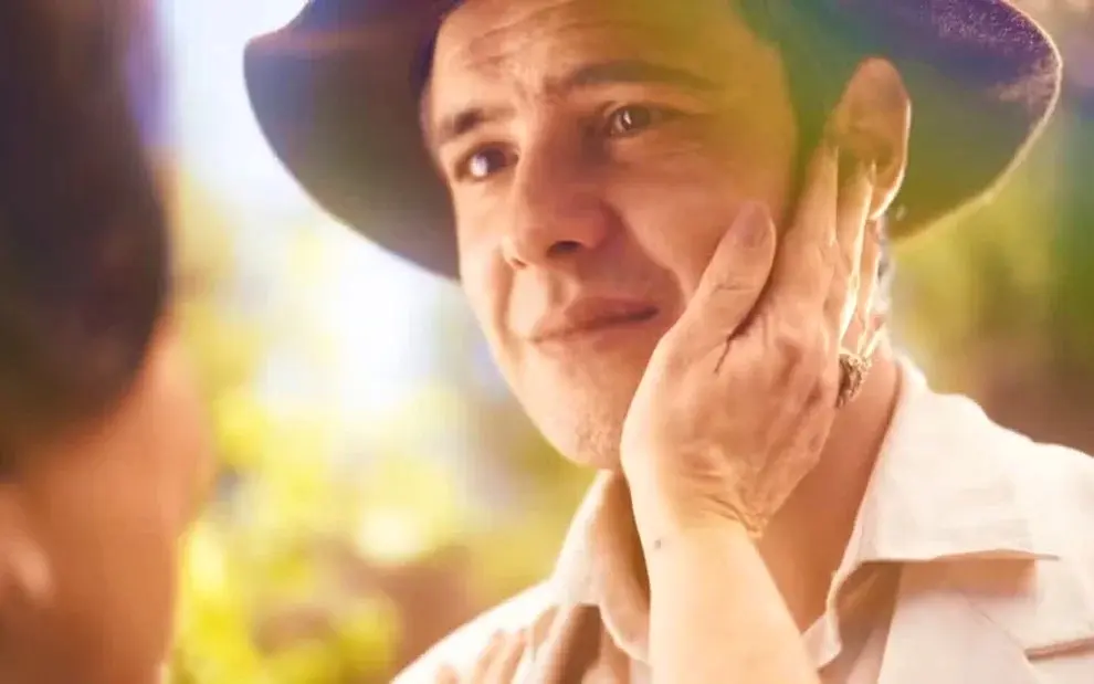 Candinho morre em Êta Mundo Melhor!? Confira o que vai acontecer no capítulo desta quarta (10)