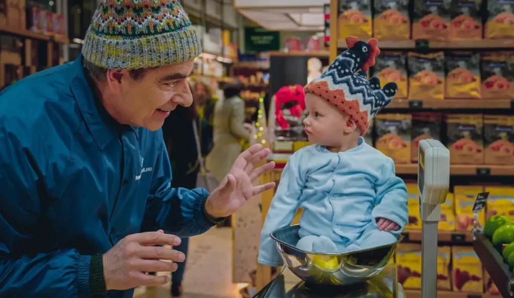 Cena da série Homem X Bebê destacando o personagem principal em situação caótica