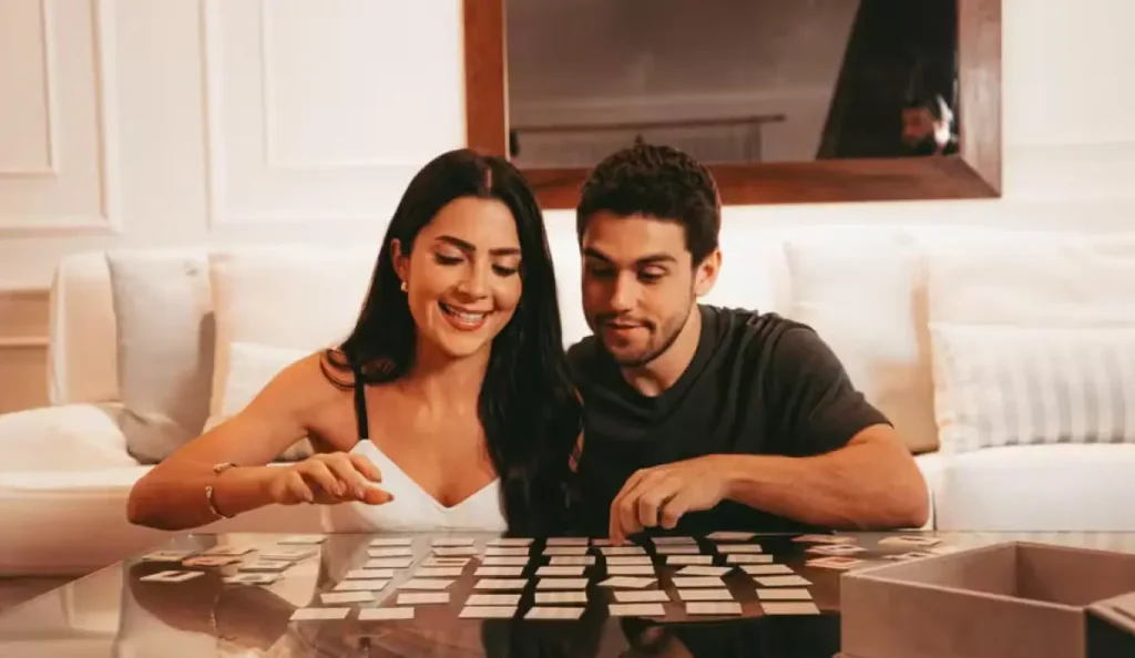 Cena com Jade Picon interpretando Jade em Tudo por Uma Segunda Chance