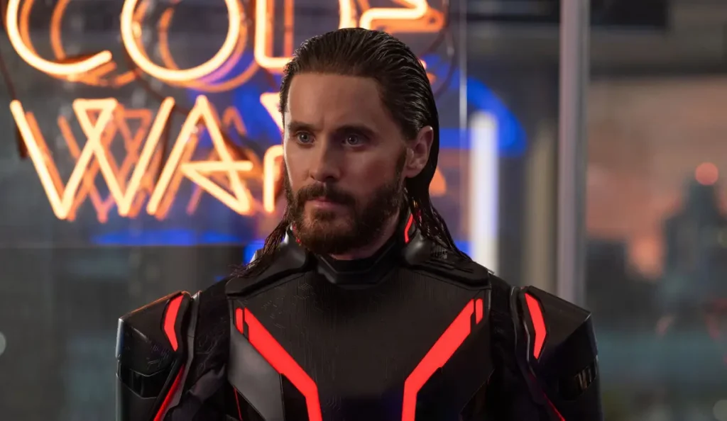 Tron: Ares estreia no Disney+ e ainda mira categorias técnicas do Oscar