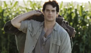 Campeões de Bilheteria hoje: Globo exibe filme com Henry Cavill neste domingo (25)