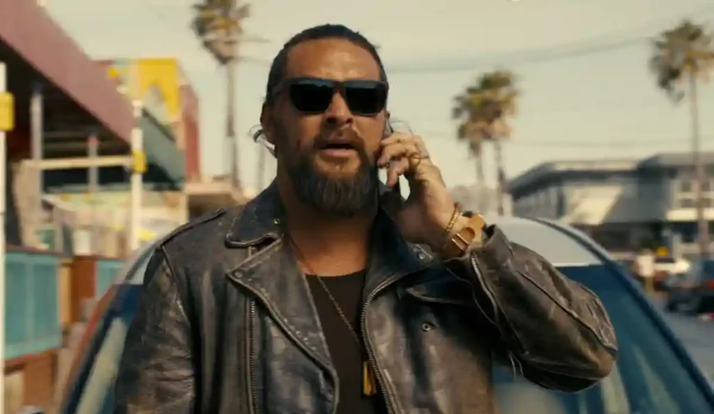 Personagem Jonny em momento decisivo no final de Dupla Perigosa