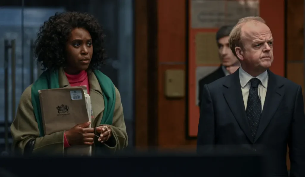 Cena da 2ª temporada de Sequestro destacando clima de suspense e negociação no Apple TV+