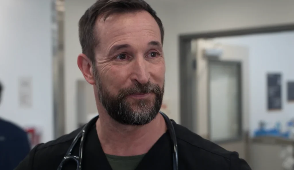 The Pitt entra em colapso no episódio 4 da 2ª temporada; veja o que muda a partir de 10:00 A.M.