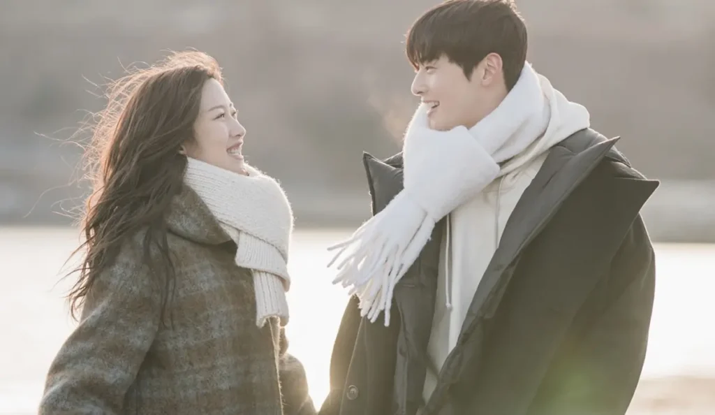 Cena de Beleza Verdadeira mostra Ju-kyung no colégio após mudar de identidade visual