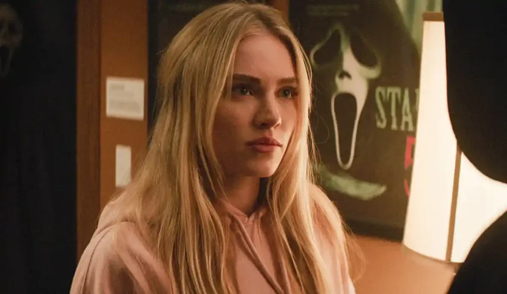 : Neve Campbell como Sidney Prescott em cena de Pânico 7