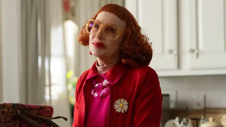 Amy Madigan venceu o Oscar 2026 com menos de 15 minutos em cena