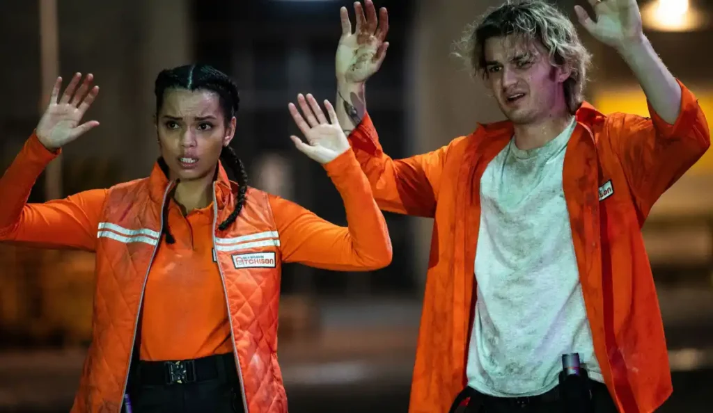 Joe Keery em cena do filme Alerta Apocalipse Cold Storage