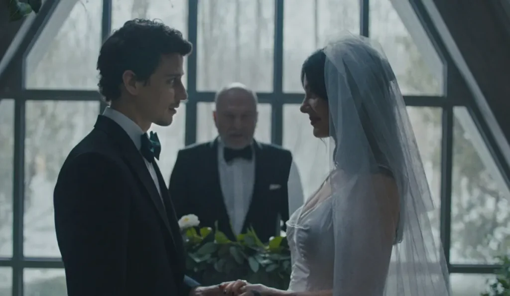 Atmosfera sombria da série Algo Horrível Vai Acontecer