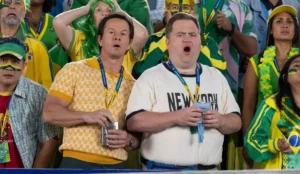 Bola pra Cima: filme do Prime Video aposta em humor sem limites no Brasil