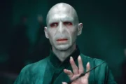 Harry Potter: Ralph Fiennes diz se volta na série da HBO e aponta atriz perfeita para o papel