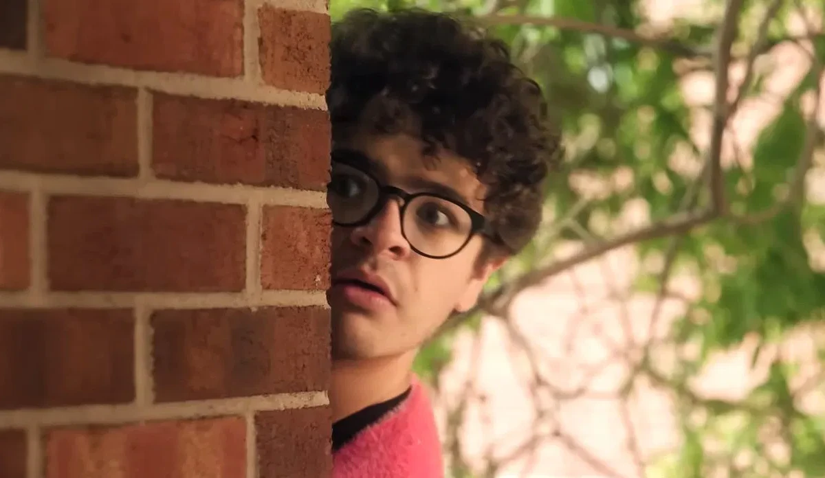 Noite da Pizza: astro de Stranger Things estrela comédia caótica no Disney+