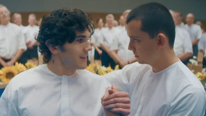 Sem Salvação: série da Netflix expõe segredos sombrios em comunidade religiosa