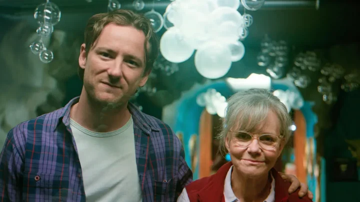Criaturas Extraordinariamente Brilhantes: novo drama da Netflix emociona com história improvável