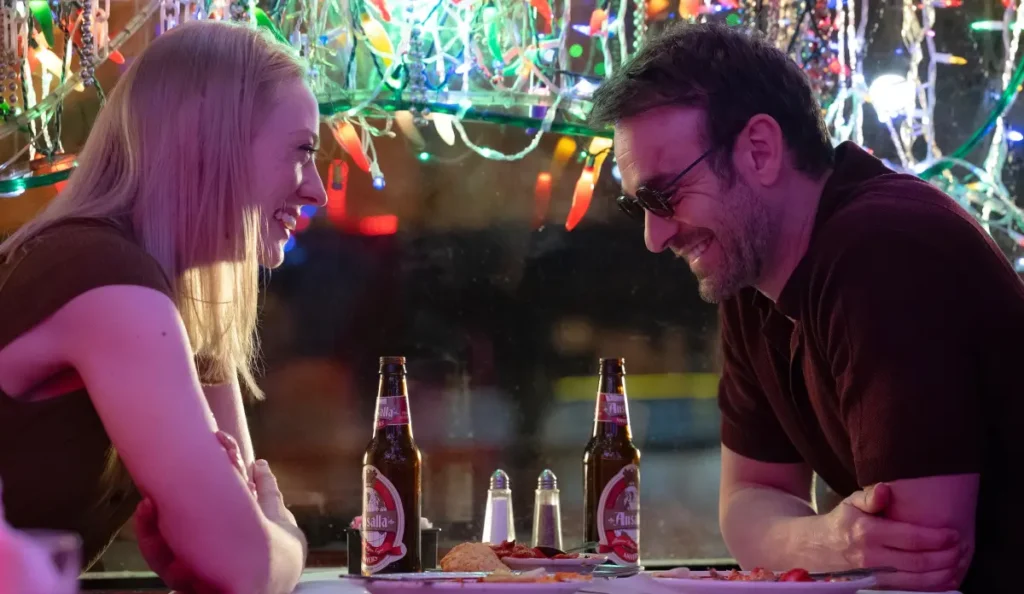 Charlie Cox como Matt Murdock em cena da série Demolidor: Renascido no Disney+
