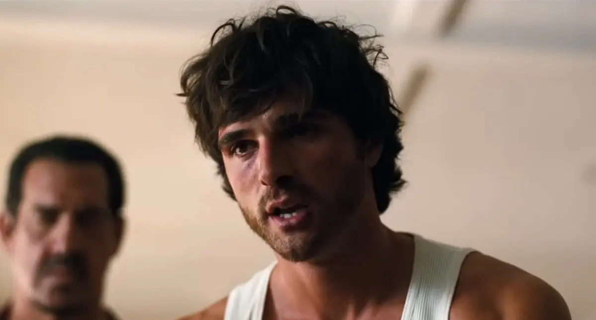 Jacob Elordi negocia papel em novo filme de Ari Aster com Scarlett Johansson