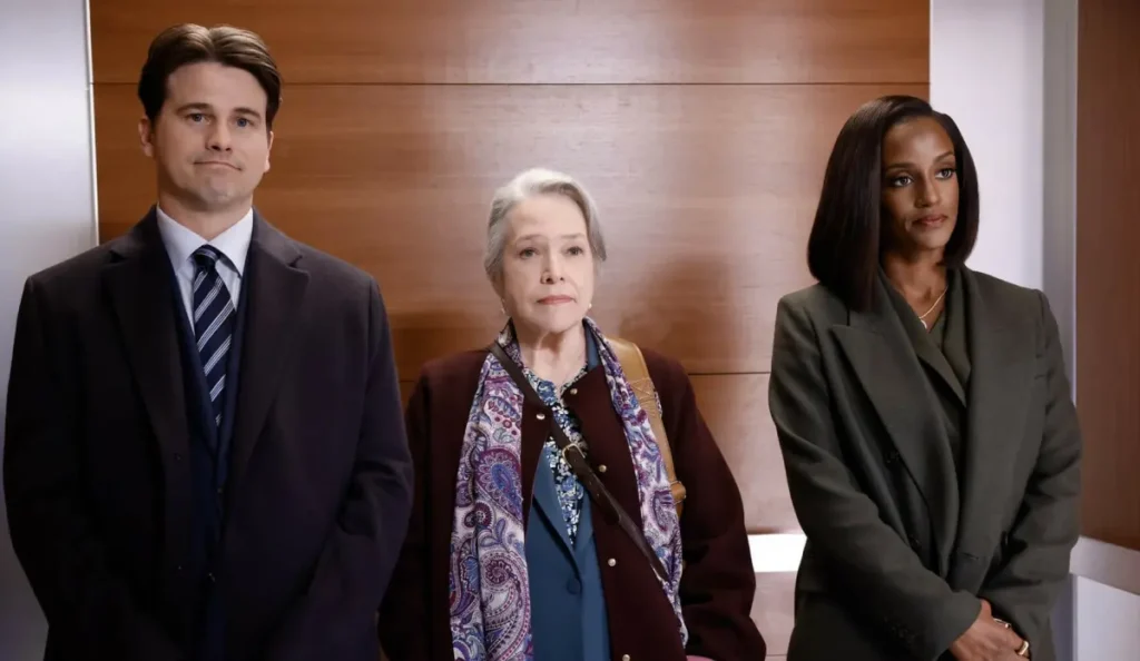 Kathy Bates como Madeline Matlock na série Matlock Uma Advogada Improvável