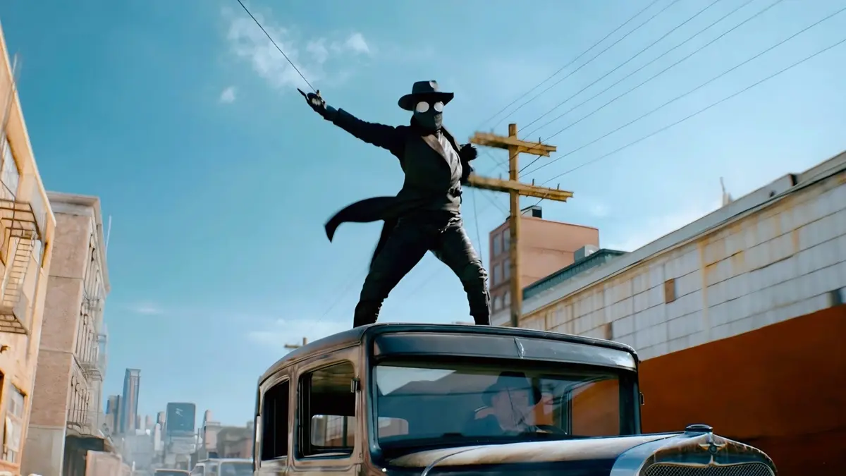 Vigilante mascarado aparece sobre um carro antigo em Spider-Noir