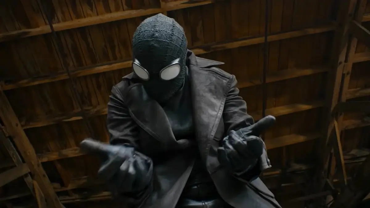 Cena de Nicolas Cage que protagoniza a série Spider-Noir, produção do Prime Video