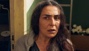 A Desconhecida: novo filme da Netflix traz mulher sem memória e perseguição mortal
