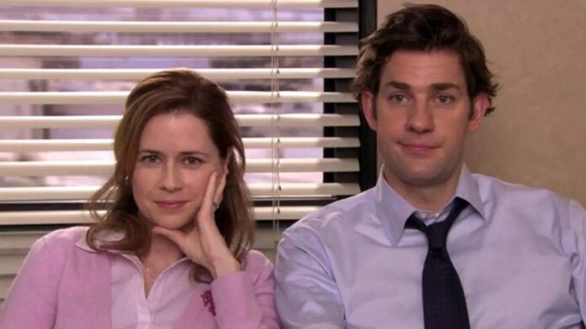 Jim e Pam em cena de The Office