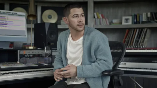 Hit Para Dois: onde assistir ao filme com Nick Jonas no streaming; veja previsão