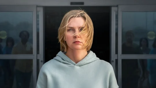 Pluribus: 2ª temporada avança e tem nova atualização dos bastidores