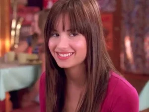 Demi Lovato como Mitchie Torres em Camp Rock