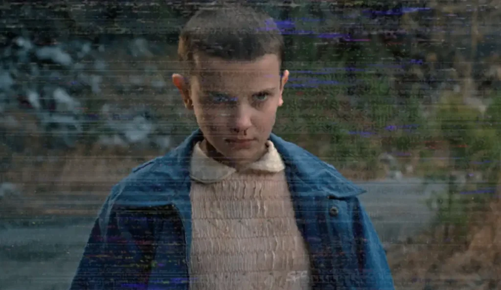 Cena de Stranger Things com linhas, ruídos e granulação inspirados em fitas VHS
