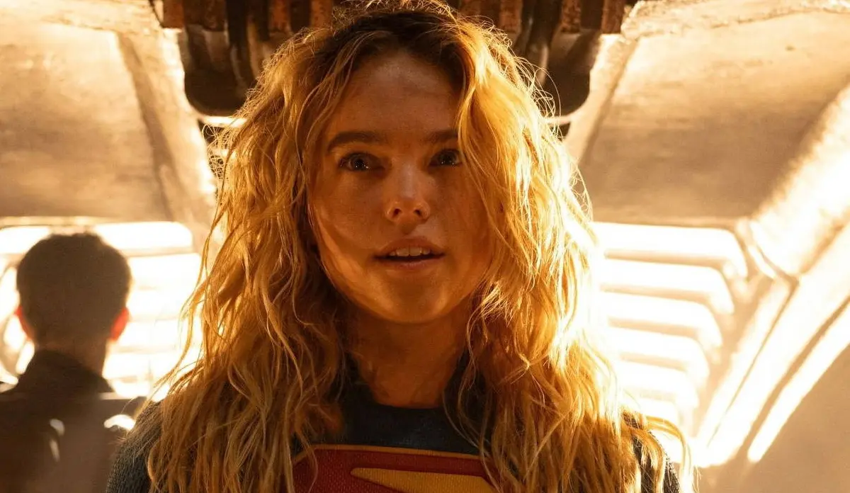 Supergirl chega às plataformas digitais; veja como assistir